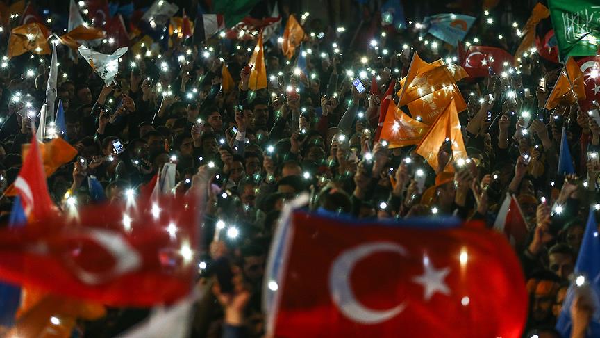 Bijna driekwart Turkse Nederlanders op AK-partij gestemd