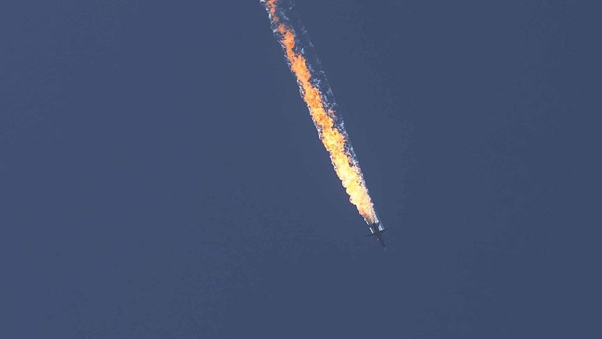 Turkije schiet gevechtsvliegtuig neer bij grens Syrië (Video)
