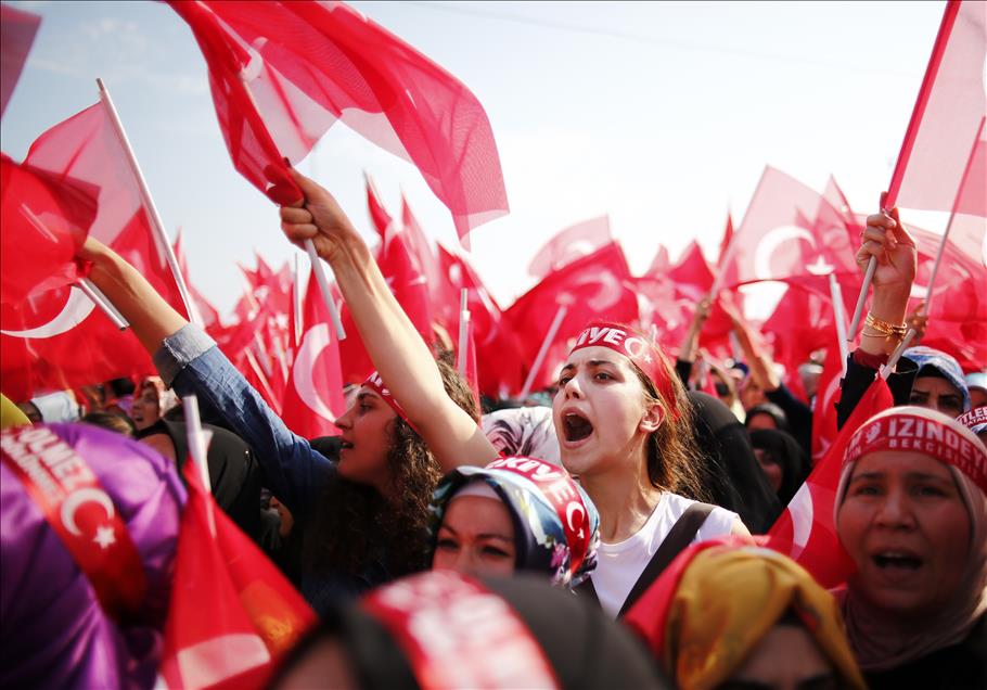 ‘Turkse grondwet opgesteld door coup moet helemaal veranderen, past niet bij Turkije’
