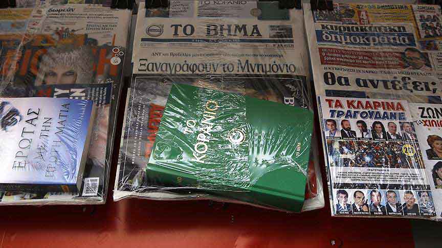 Griekse krant deelt gratis Korans uit
