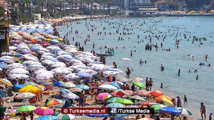 Putin heft sanctie op: ‘Russen kunnen nu massaal naar Turkije’