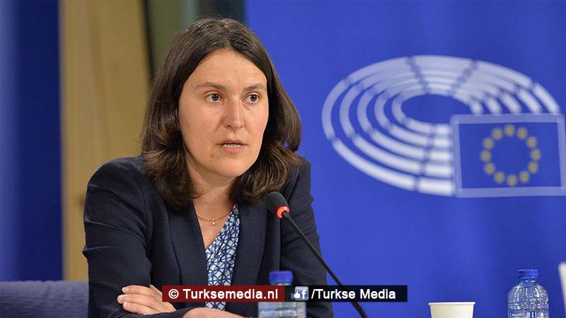 EU houdt zich niet aan afspraken met Turkije; Piri: Schande