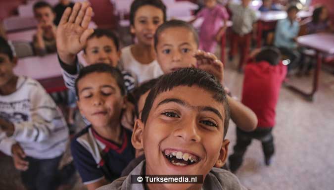 trots-en-vreugde-turkse-gemeente-tovert-school-in-syrie-om-tot-modern-college-6