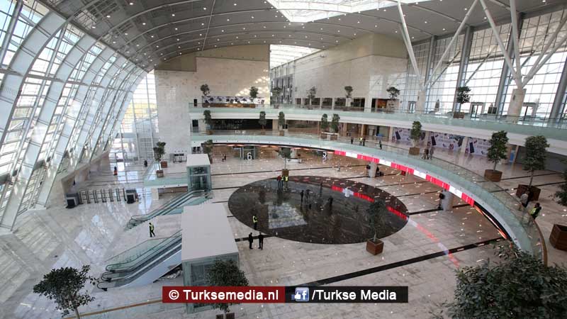 Dit is het nieuwe supermoderne treinstation van Ankara (fotogalerij)