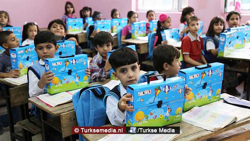 Turkije geeft onderwijs aan 450.000 Syrische kinderen