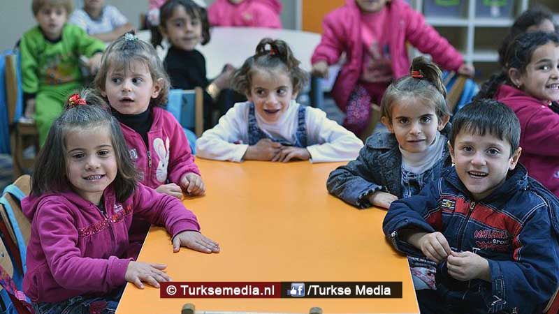 Syrische kinderen erg blij in Turkije