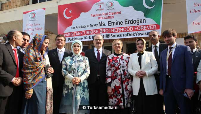 turkije-erg-hartelijk-ontvangen-door-pakistan-broederlanden-fotogalerij-5