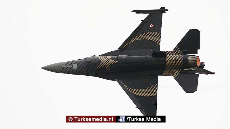 Turkse piloten breken historisch record met F-16 (VIDEO)