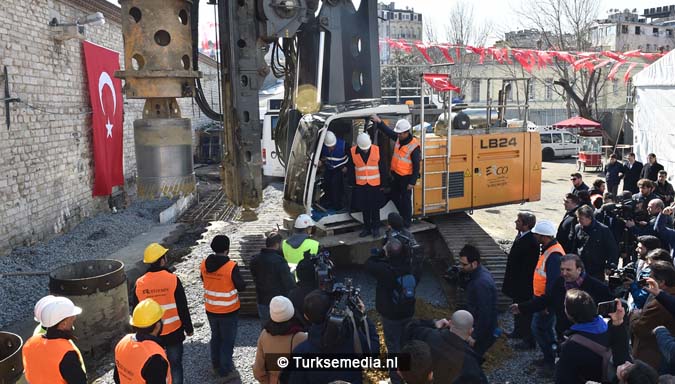 Turkije start bouw langverwachte moskee op Taksimplein5