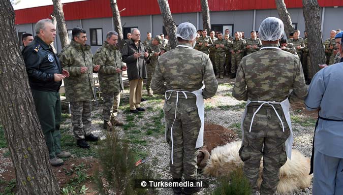 Zo vieren Syriërs de Turkse victorie op Daesh (IS)12