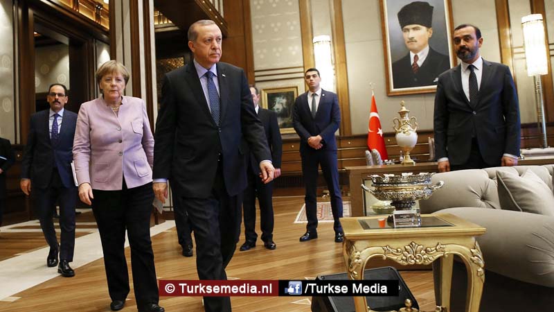 Erdogan waarschuwt: Duitsland moet berecht worden, ‘journalist’ was spion