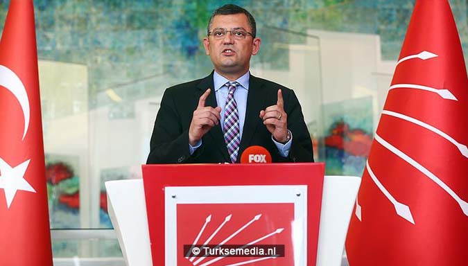 Turkse oppositiepartij CHP uit ook felle kritiek op hypocrisie en censuur Duitsland