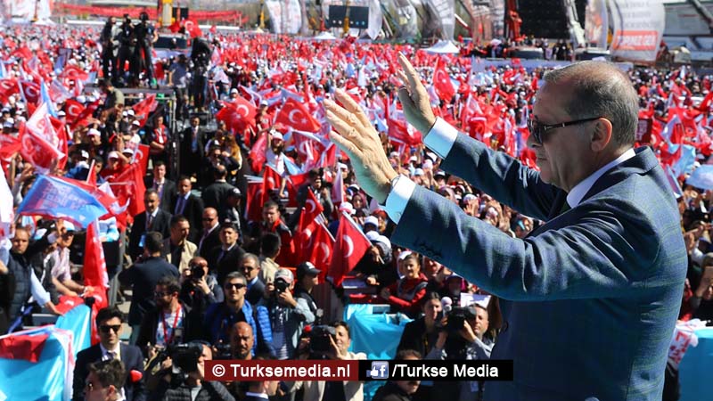 Erdogan: Turken goed in penalty's, beoordelaars slaan plank mis