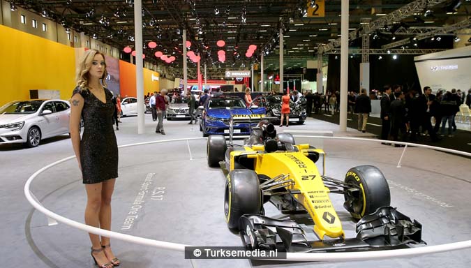 Istanbul krijgt nieuwste auto’s over de vloer tijdens Autoshow 201713