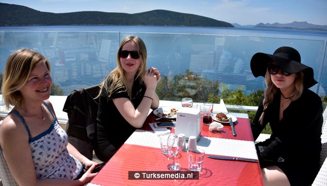 Nederlanders blijven op vakantie gaan naar Turkije4