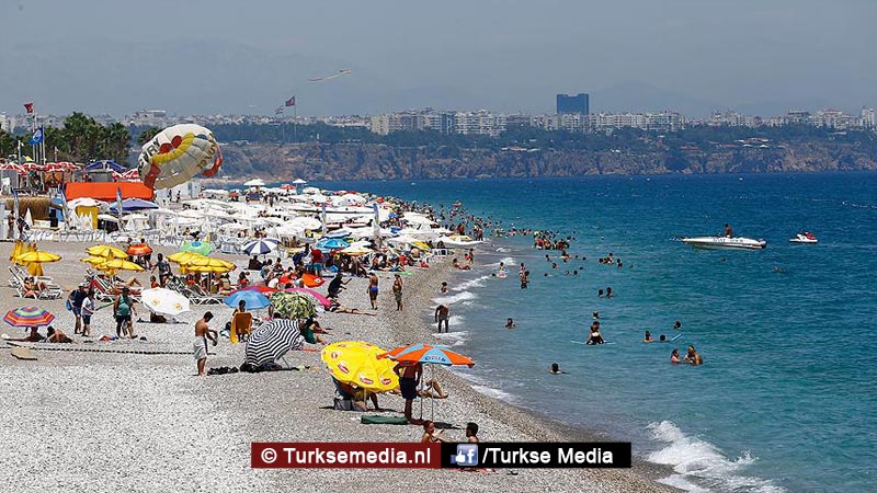 Oekraïners massaal op vakantie naar Turkije