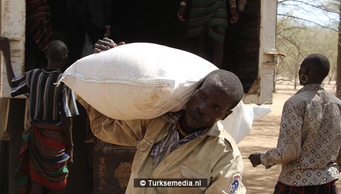 Turkije stuurt noodhulp naar hongerlijdende Noord-Kenia1