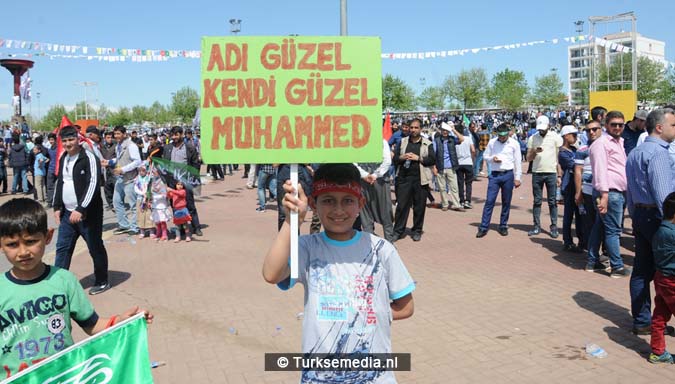 Turkse Koerden massaal bijeen voor herdenking profeet (exclusieve fotogalerij)15