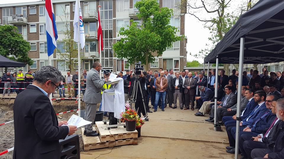 Krachtige boodschap tijdens bouw nieuwe Turkse moskee Den Haag13