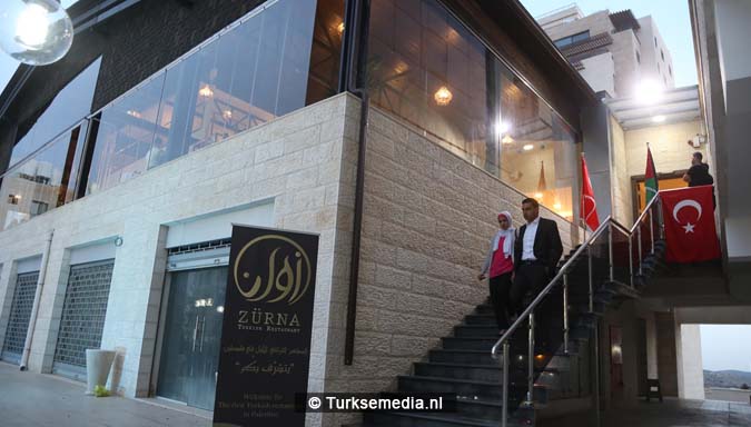 Palestina ziet eerste Turkse restaurant openen ondanks tegenwerking8