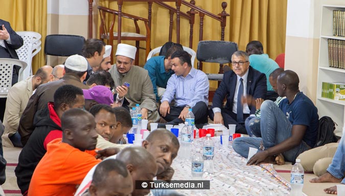 Turkije geeft iftar aan Afrikaanse moslims in Brazilië4