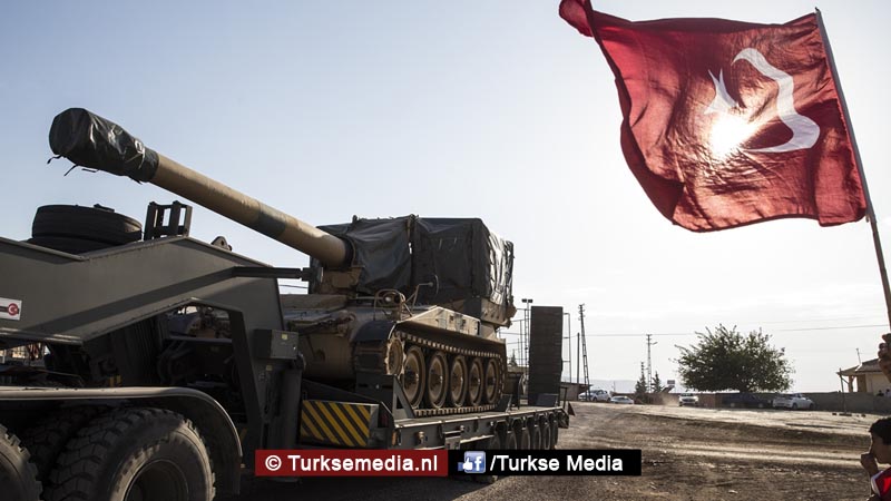 Syriërs in Idlib vieren komst Turks leger: ‘Welkom in jullie land’