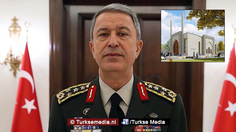 Legerleider Turkije bouwt moskee in geboortestad