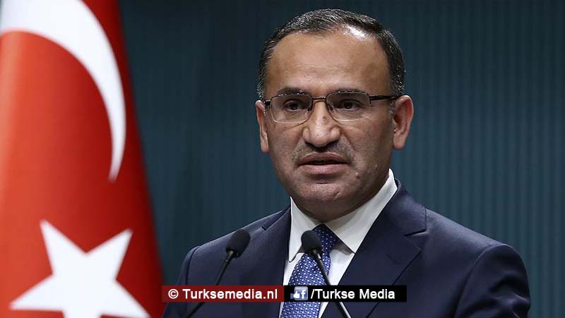 Turkije redt Koerden, Turkmenen en Arabieren in Afrin