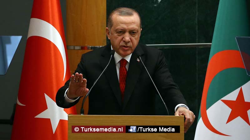 Erdoğan boort Algerijnse journalist de grond in na kolonie-vraag