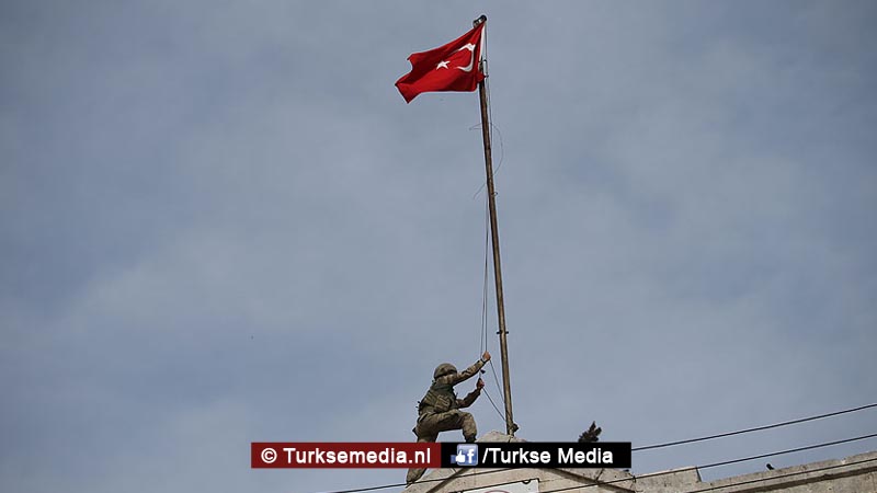Victorie: Turkije neemt controle stadscentrum Afrin in handen op herdenkingsdag Çanakkale