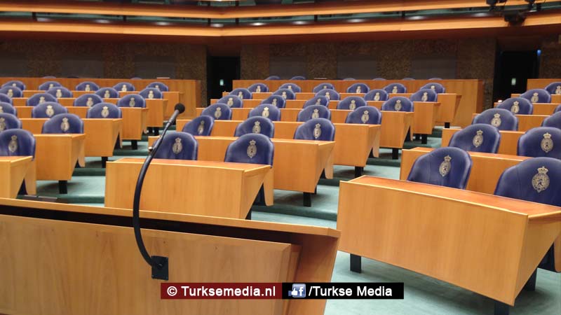Geen steun Tweede Kamer voor debat Rohingya en mishandelde moslima (14)