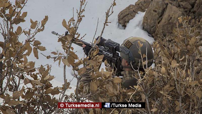 Gevluchte PKK-terroristen geven zich over in Turkse stad