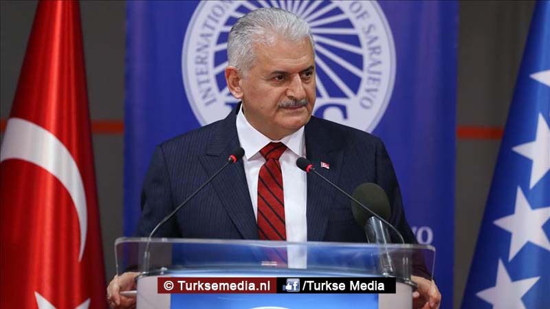 Turkse premier haalt uit naar Europa: Turkije strijdt voor eer van mensheid