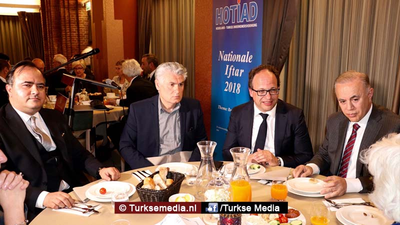 Nationale Iftar is wereldvrede in het klein: moslims, joden en christenen bijeen