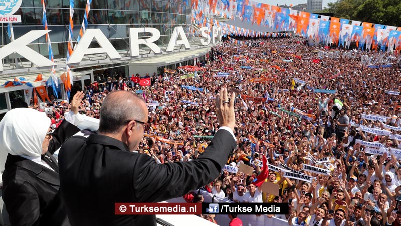 Erdoğan boort de VS dieper de grond in