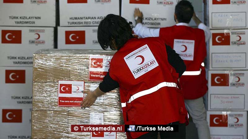 Noodhulp van Turkse omvang naar Syrische Idlib