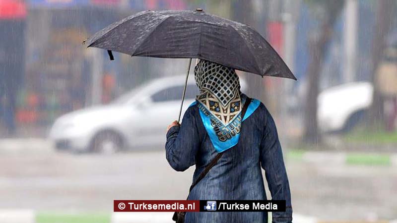 Vrouwen met hoofddoek vaker doelwit in België