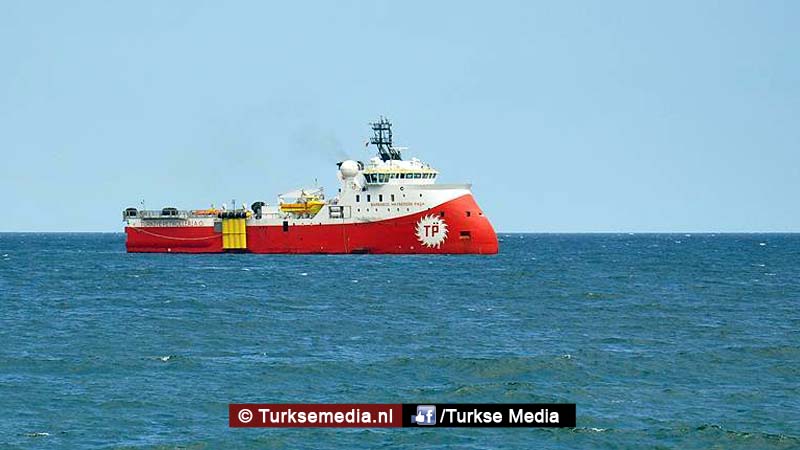 Griekse oorlogsboot daagt Turks onderzoeksschip uit