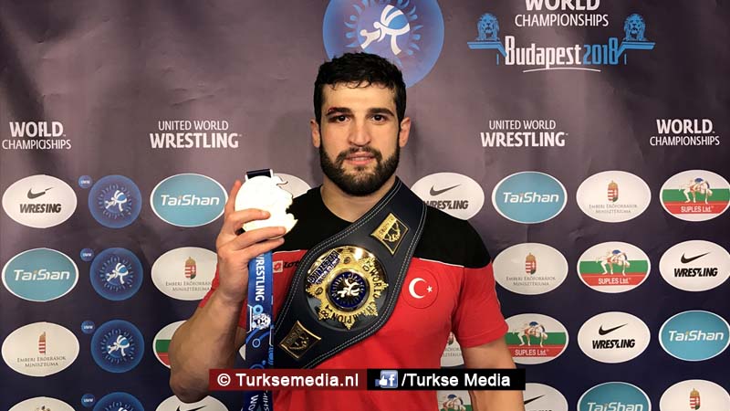 Turkse worstelaar opnieuw wereldkampioen