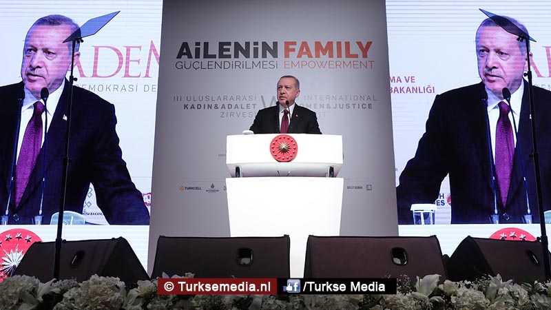 Erdoğan geeft wereld lesje gelijkheid man en vrouw in Islam