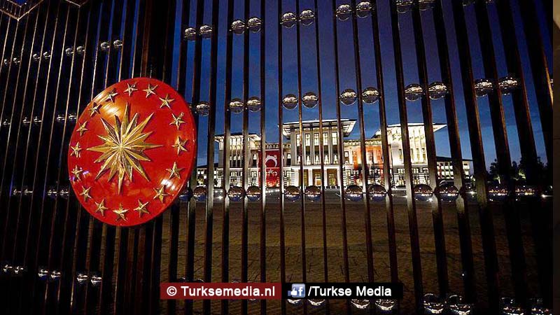 Turkije slaat keihard terug: ‘Brutale Franse minister gaat te ver’