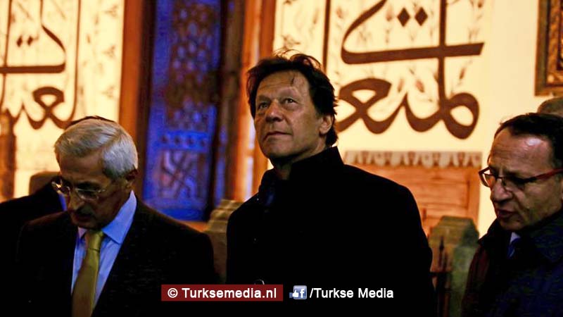 Pakistaanse premier naar Turkije, bezoekt eerst Mevlana Museum Konya
