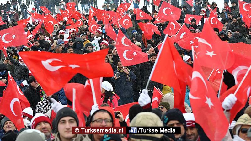Turken herdenken massaal Sarıkamış-martelaren in vrieskou