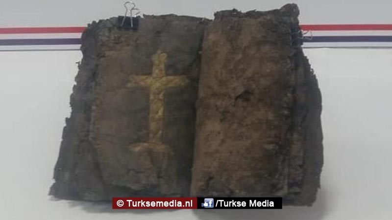 Turkse politie onderschept 1.200 jaar oude bijbel