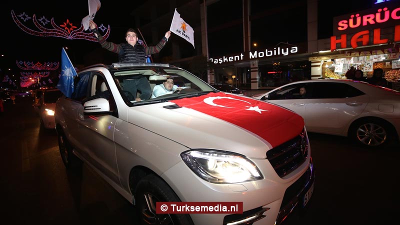 Turken vieren grote winst Erdoğan’s AK-Partij