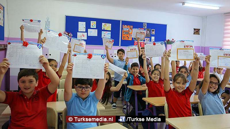 Zuid-Afrika wil onderwijssysteem Turkije invoeren