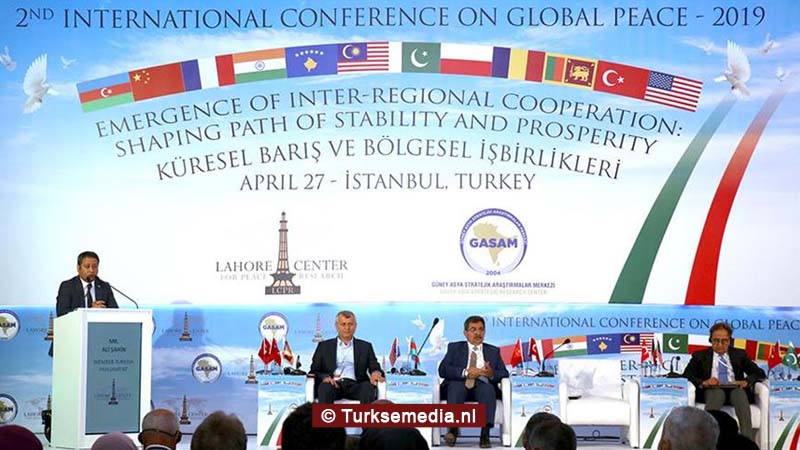 Istanbul gaststad wereldwijde vredesconferentie: 'Mondiaal systeem deugt niet'