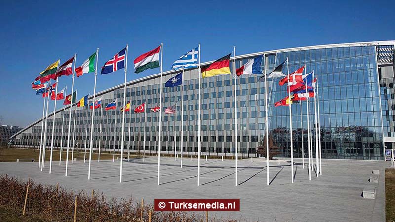NAVO: Turkije geeft de wereld enorme humanitaire les