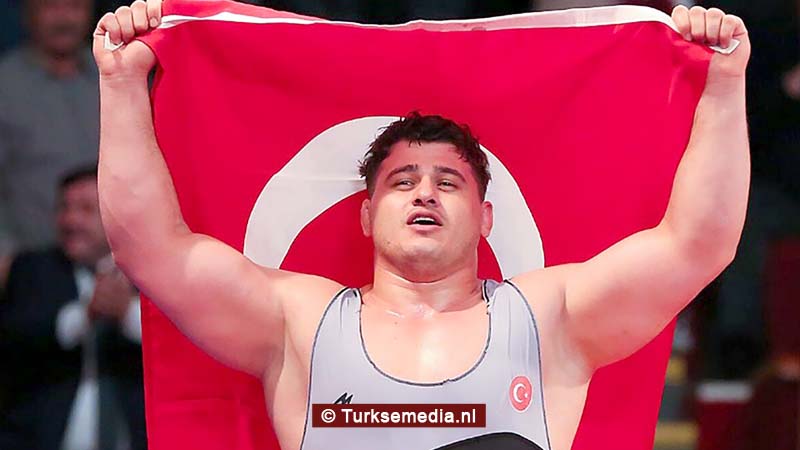 Onverslaanbare Turk negende keer Europees kampioen