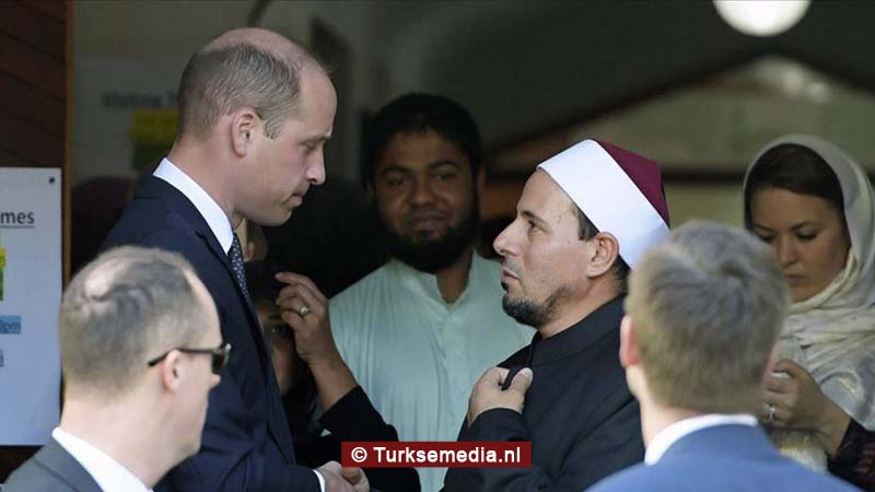 Prins William bezoekt getroffen moskee Christchurch